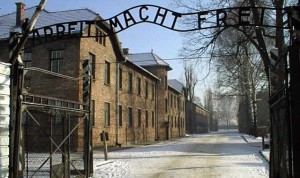 AUSCHWITZ