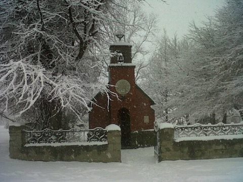 CHURCH SNOW